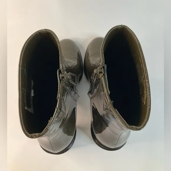 Tory Burch Brooke Stamped Heel Green Patent  Leather Booties