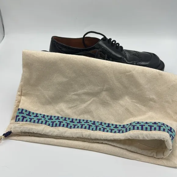 Tory Burch Lace-Up Leather Oxford Shoes toe cap size 9 preppy prep academia