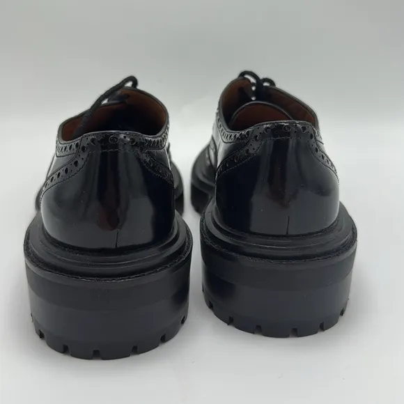 Tory Burch Lace-Up Leather Oxford Shoes toe cap size 9 preppy prep academia