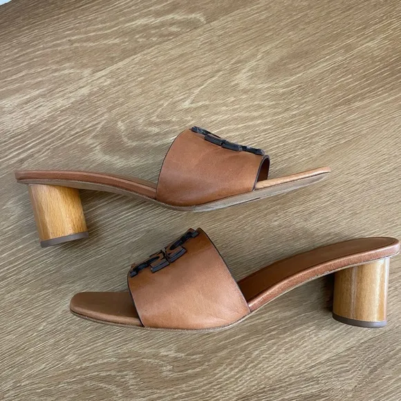 Tory Burch Leather sandals