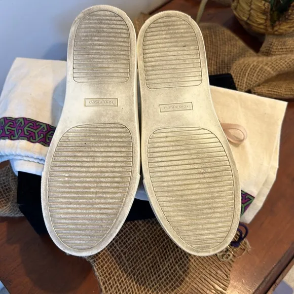 TORY BURCH RUFFLE SNEAKER Pink Leather Size 7.5