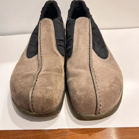 Tsubo Beige Gray Suede Slip On Shoes Mens 11 EU 45 Neoprene Comfort Spain Casual