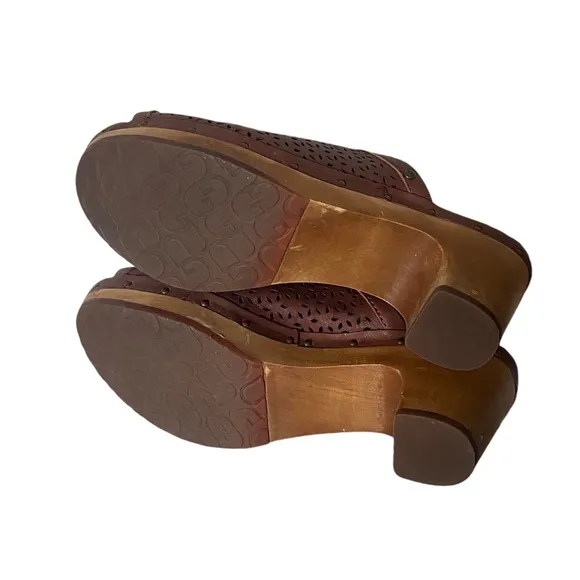 UGG Brown Slide Shoes Size 9