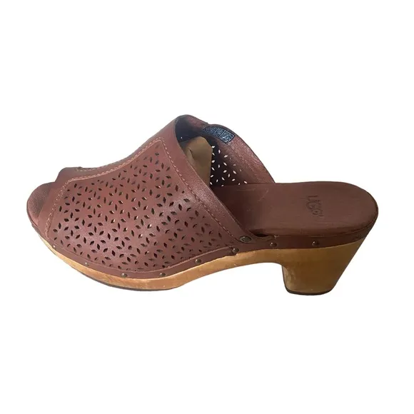 UGG Brown Slide Shoes Size 9