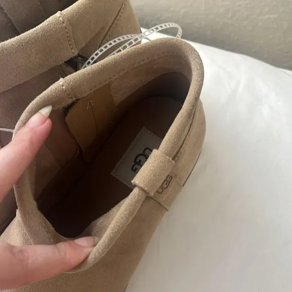 UGG Josefene Fold Size 7