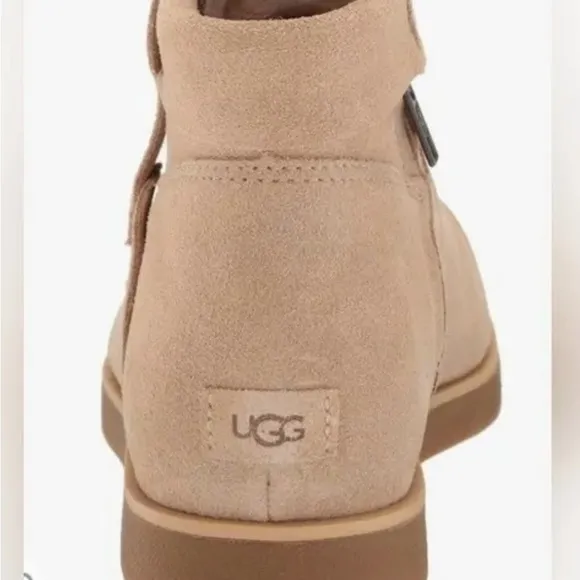 UGG Josefene Fold Size 7
