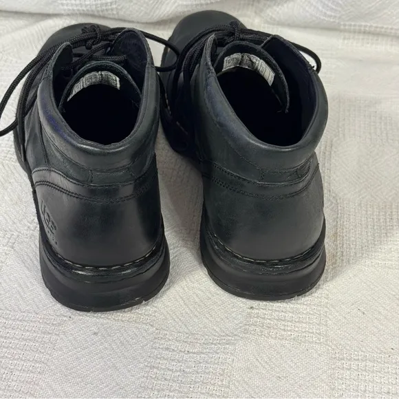 UGG Men's Black Leather Shoes Lace up Size 10 EUC