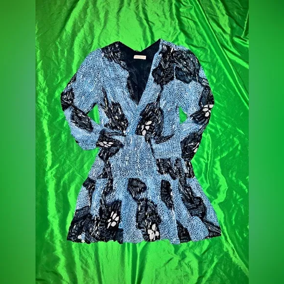 Ulla Johnson Noemi Blue Floral Wrap Dress size 4- Missing Belt