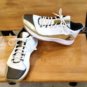 Under Armour 3Z5 Curry shoes size 13