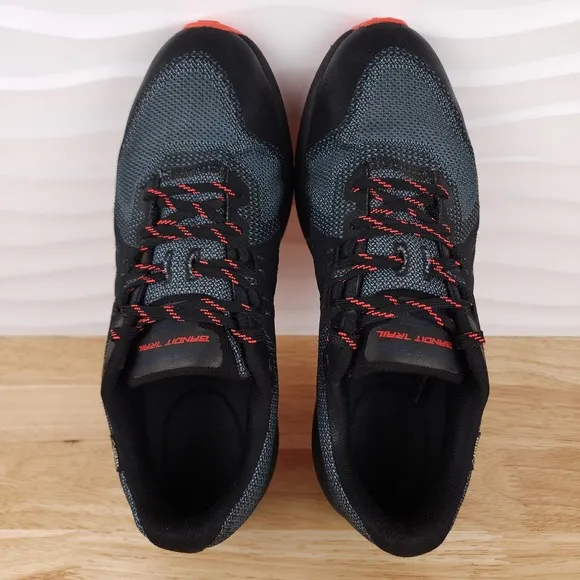 Under Armour Charged Bandit Trail Running Shoes Mens Size 11 Black Red Gore Tex
