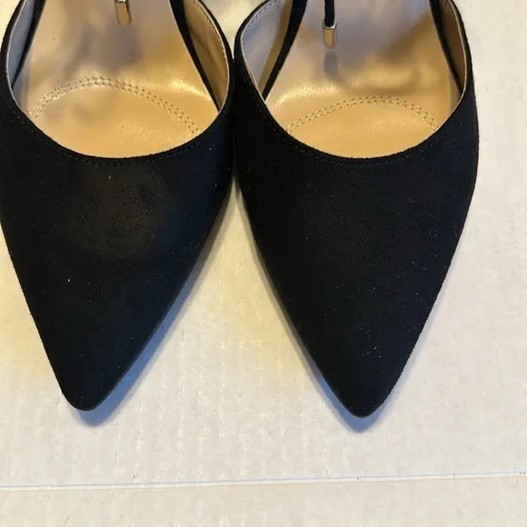 Unisa Black Suede Shoes. Pre owned