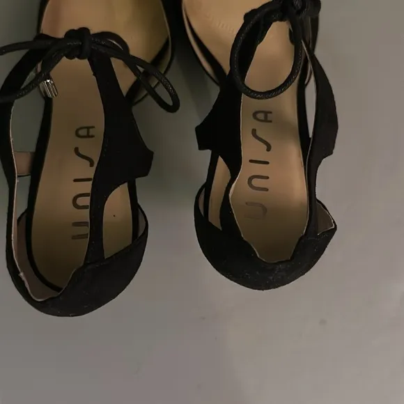 Unisa Black Suede Shoes. Pre owned
