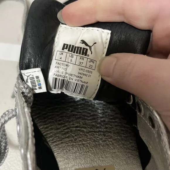 Unisex PUMA by MIHARA YASUHIRO Silver Metallic &amp; Black Trim Men’s 5 Women’s 6.5