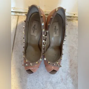 Valentino platform pumps heels babydoll dress open toe sandals stud spike shoes