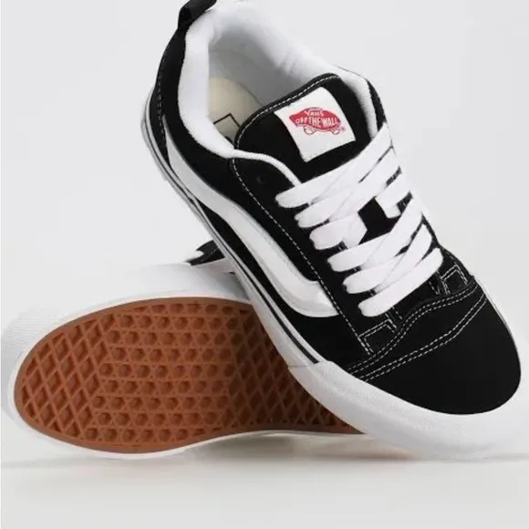 Vans kids Black and White Sneakers NEW W/ BOX Size 6.5