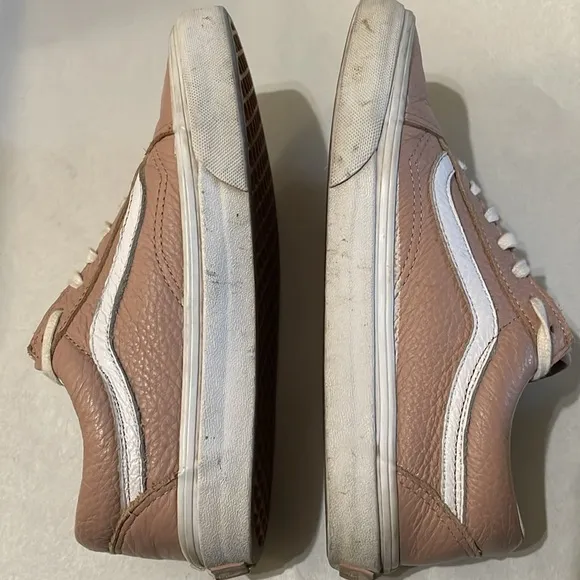 VANS OLD SKOOL DX TUMBLE LEATHER Pink and White Sneakers