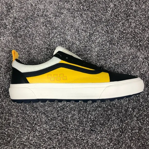 Vans Old Skool MTE-1 Womens Shoes Made For the Elements Black Yellow Size 11.5