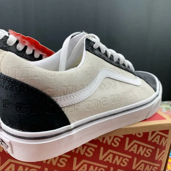 Vans Old Skool Suede Deboss Logo Women’s Various Sizes