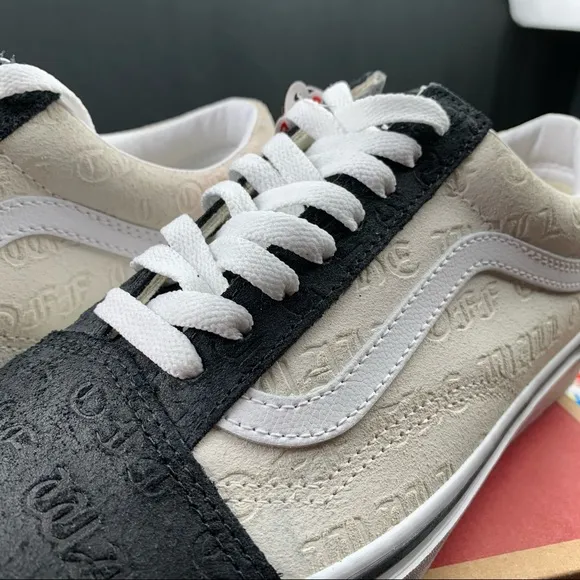 Vans Old Skool Suede Deboss Logo Women’s Various Sizes