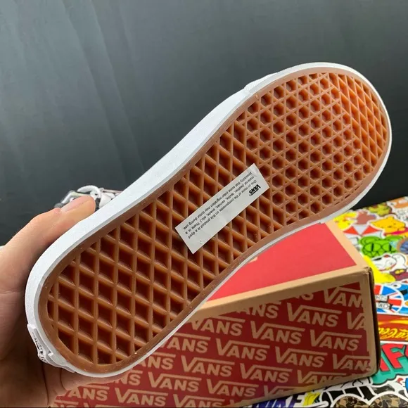 Vans Old Skool Suede Deboss Logo Women’s Various Sizes