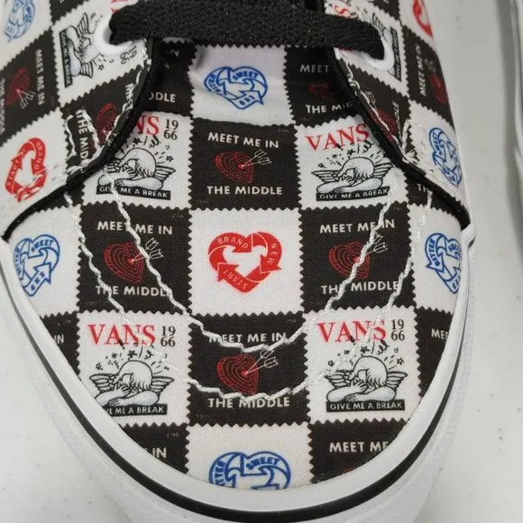 Vans SK8-Hi Tapered Men's Fashion Sneaker Shoes Black/White (Valentine's…