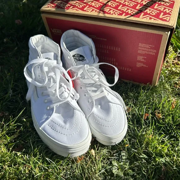 Vans White High Top Tennis NWT Size 5.5
