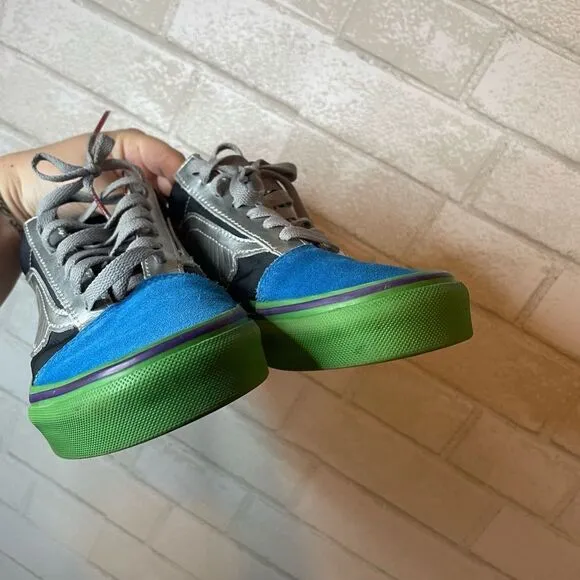 Vans X Marvel Collab Old Skool Avengers Shoes Sneakers Size Women's 6.5/Mens 5
