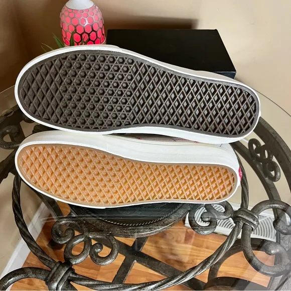 Vans x Taka Hayashi DIY Sk8-Hi VLT LX Mens Size 8.5 / Womens 10 White Shoes New!