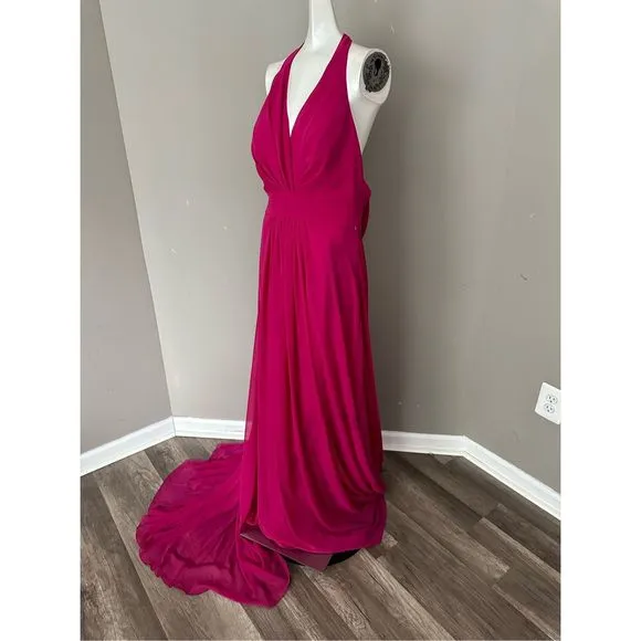 Vera Wang Bride Elvelyne Halter Gown