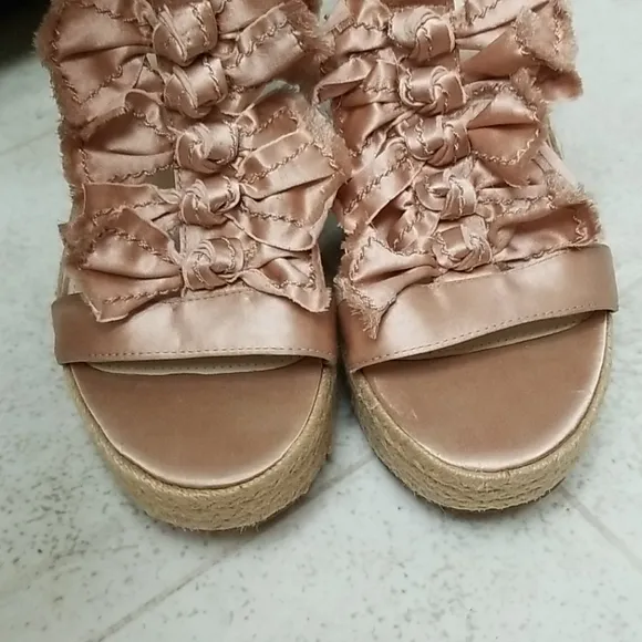 VERA WANG espadrille shoes platform wedge heels