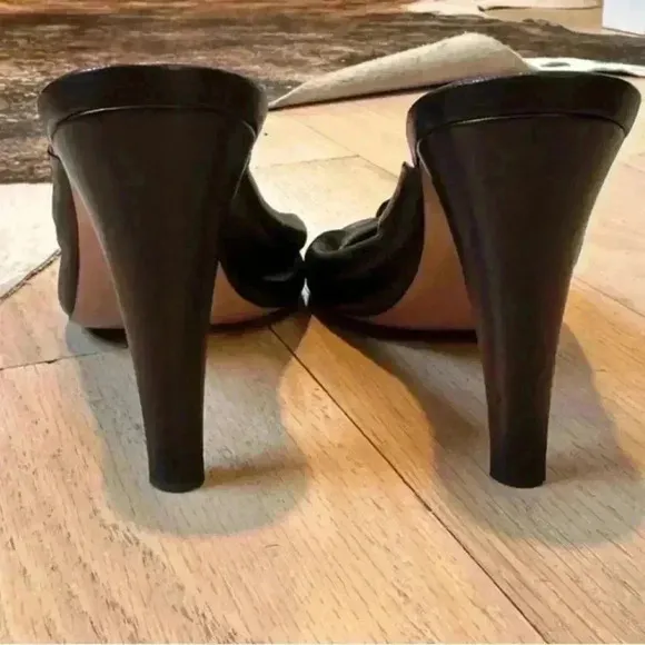 Veronica Beard Heels Sandals 7.5 Pari Knotted Twisted Black Napa Leather Slide