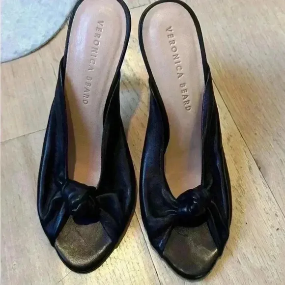 Veronica Beard Heels Sandals 7.5 Pari Knotted Twisted Black Napa Leather Slide