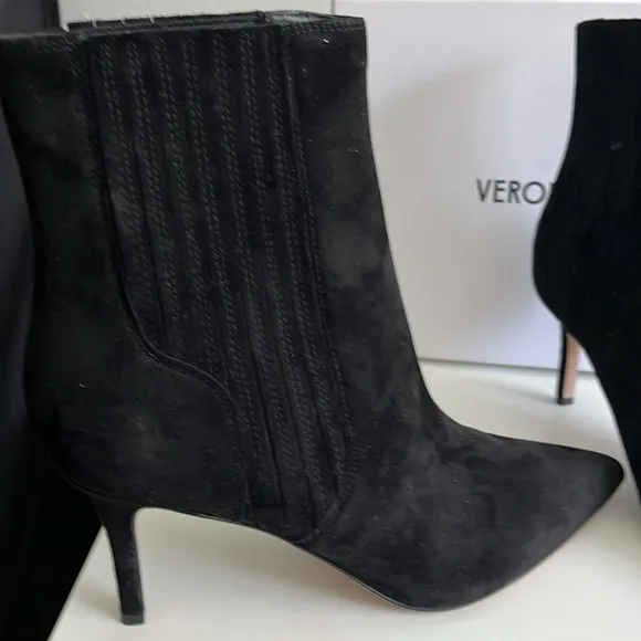 Veronica beard Lisa boot mid heel black suede Elegant Black Women's Ankle Boots