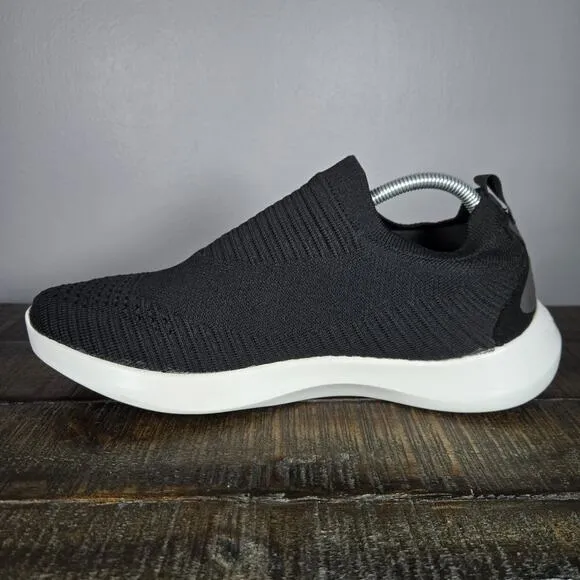 Vessi Everyday Move Slip On Mens Size 11 Waterproof Shoes Sneakers Black White