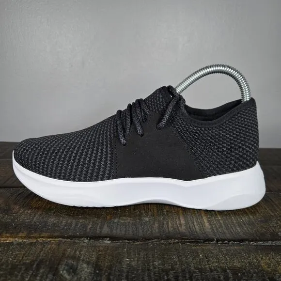 Vessi Everyday Sneaker Womens Size 7 Waterproof Shoes Sneakers Black White