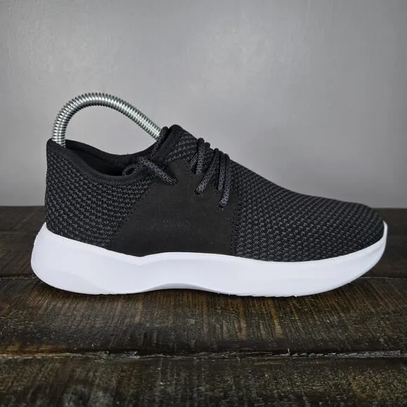 Vessi Everyday Sneaker Womens Size 7 Waterproof Shoes Sneakers Black White