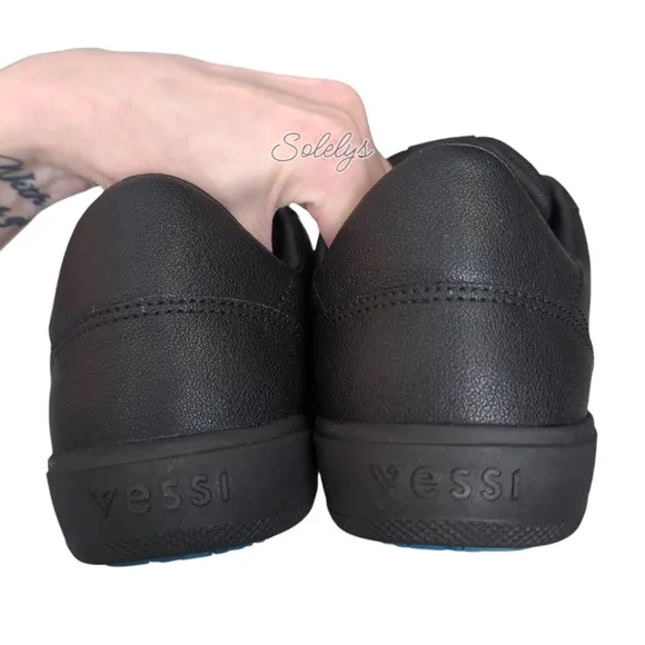 Vessi Soho 2 Asphalt Black Low Top Waterproof Vegan Leather Sneaker Mens 10