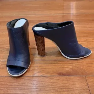 Vince Blue Leather Open Toe Mules