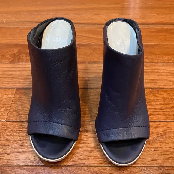 Vince Blue Leather Open Toe Mules