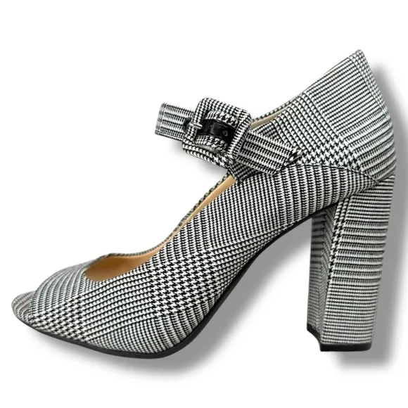 Vince Camuto Selmer Houndstooth Plaid Open Toe Chunky Heel Mary Janes, Size 7