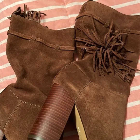 Vince Camuto Women's Brown Grey Fermel Slouch Tassel Boot, NWT, size 9