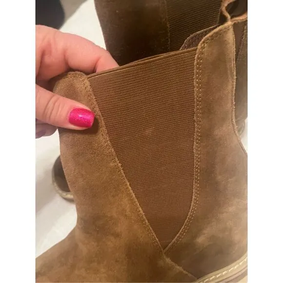 Vince Camuto Omassa Suede Chelsea Boots Platform Wedge Brown NEW
