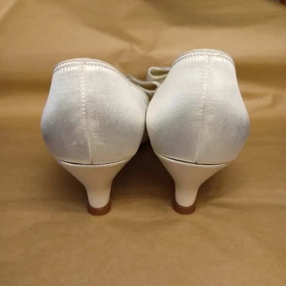 Vintage 80s Dyeable Satin Wedding Shoes