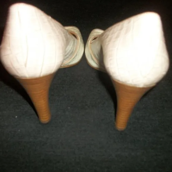 VINTAGE ANTONIO MELANI LEATHER DESIGNS HEEL 7 M