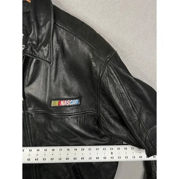 Vintage black 2000 Nascar jacket mens XL worn a couple of times