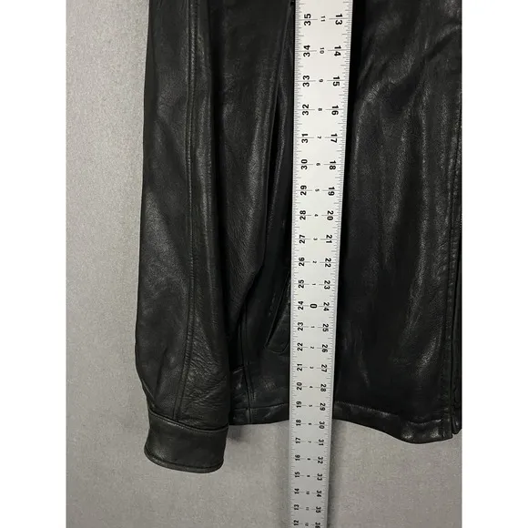 Vintage black 2000 Nascar jacket mens XL worn a couple of times