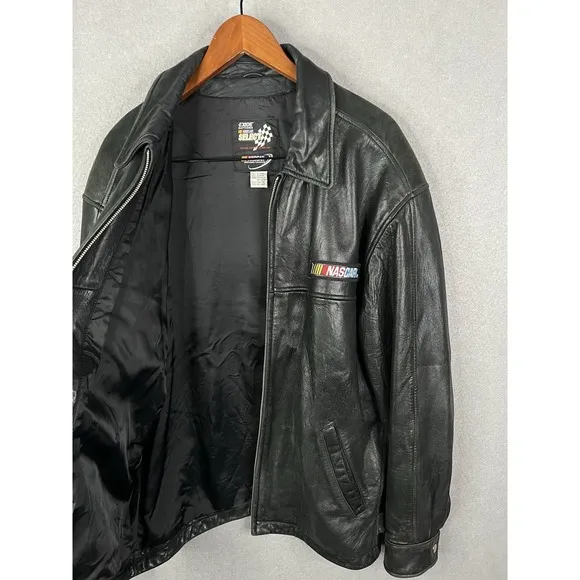 Vintage black 2000 Nascar jacket mens XL worn a couple of times