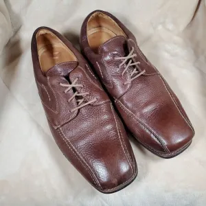Vintage Florsheim Brown Leather Mens Oxford Shoes. Square toe. Size 13 M