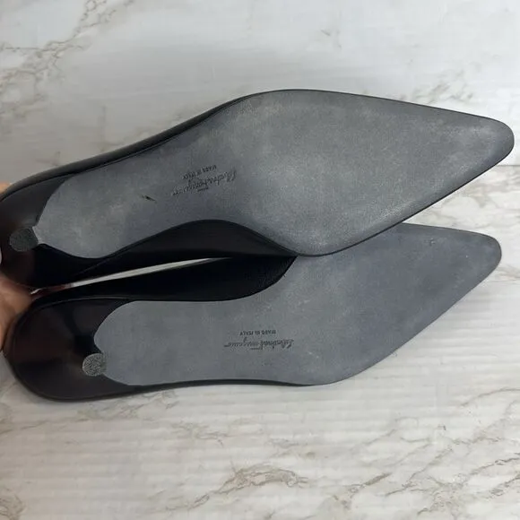 Vtg Salvatore Ferragamo Black Leather Kitten Heel pumps from 60s size 8.5 2A