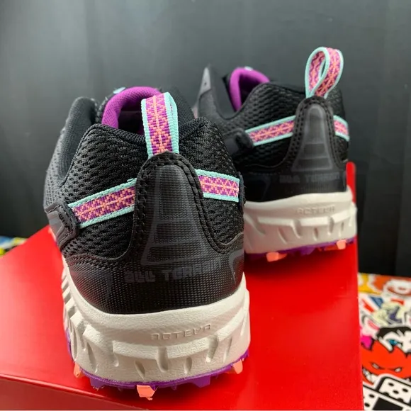 WIDE New Balance 412 Techride Size 6 / 6.5 Women's
